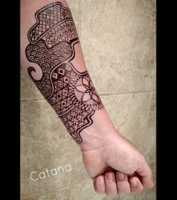 Henna Kauai by catana